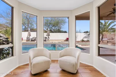 2730 W Silver Fox Way, Phoenix, AZ 85045 - Photo 10