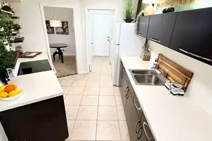 10966 W Coggins Dr, Sun City, AZ 85351 - Photo 12