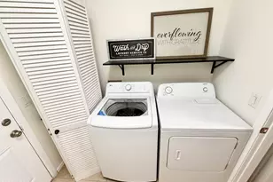 10966 W Coggins Dr, Sun City, AZ 85351 - Photo 20