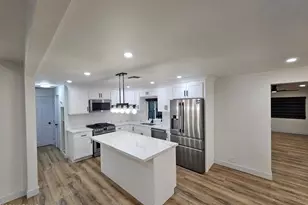 7007 W Wanda Lynn Ln, Peoria, AZ 85382 - Photo 2