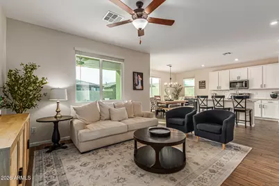 17343 W Daley Lane, Surprise, AZ 85387 - Photo 4