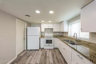 8223 W Roosevelt St, Peoria, AZ 85345 - Photo 12