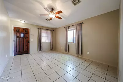 5621 S 5th Drive, Phoenix, AZ 85041 - Photo 6