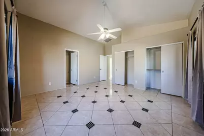 5621 S 5th Drive, Phoenix, AZ 85041 - Photo 10