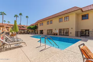 10330 W Thunderbird Blvd, Sun City, AZ 85351 - Photo 16