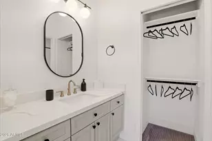 8989 N Gainey Center Dr, Scottsdale, AZ 85258 - Photo 16