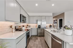 10640 W Spencer Run Run, Tolleson, AZ 85353 - Photo 8