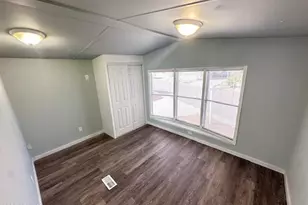 10810 N 91st Ave, Peoria, AZ 85345 - Photo 6