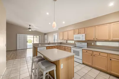 7408 W Abraham Lane, Glendale, AZ 85308 - Photo 12