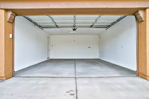 16845 W Evergreen Rd, Waddell, AZ 85355 - Photo 8