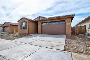 16845 W Evergreen Rd, Waddell, AZ 85355 - Photo 6