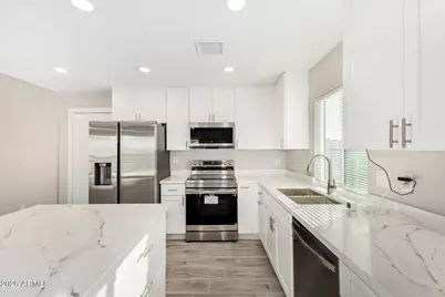 7620 W Wolf Street, Phoenix, AZ 85033 - Photo 12