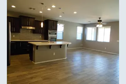 12752 W Caraveo Place, Peoria, AZ 85383 - Photo 4