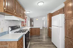 1514 E Muriel Dr, Phoenix, AZ 85022 - Photo 2