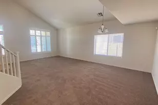 2036 W Quick Draw Way, San Tan Valley, AZ 85144 - Photo 4