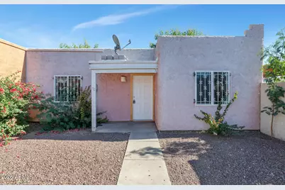 2847 N 46th Avenue #10, Phoenix, AZ 85035 - Photo 1