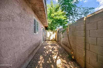 2847 N 46th Avenue #10, Phoenix, AZ 85035 - Photo 20