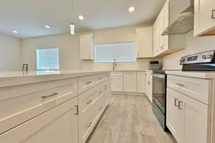 12600 W Loma Vista Dr, Arizona City, AZ 85123 - Photo 10