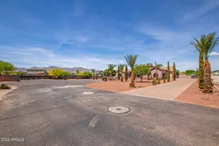 18654 W Solano Dr, Litchfield Park, AZ 85340 - Photo 6