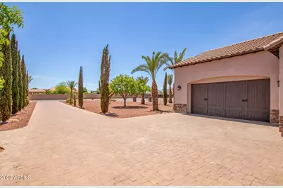 18654 W Solano Drive, Litchfield Park, AZ 85340 - Photo 12