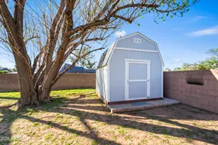 3601 E Fairmount Ave, Phoenix, AZ 85018 - Photo 32