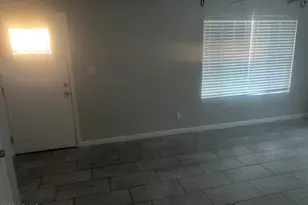 5406 S Hazelton Ln, Tempe, AZ 85283 - Photo 6