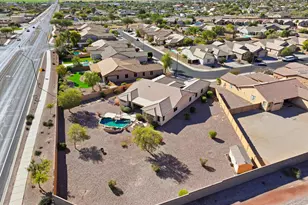 22734 W Ashleigh Marie Dr, Buckeye, AZ 85326 - Photo 4