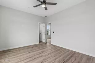 2601 E Clarendon Ave, Phoenix, AZ 85016 - Photo 36