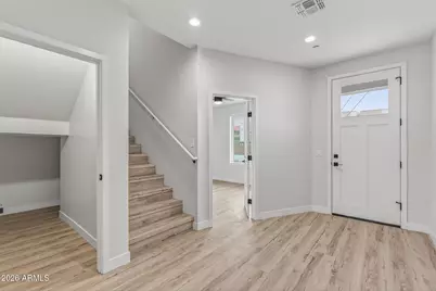 2601 E Clarendon Avenue #1, Phoenix, AZ 85016 - Photo 8