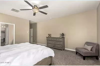 26026 N 138th Lane, Peoria, AZ 85383 - Photo 12