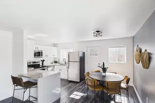 4607 N 74th St, Scottsdale, AZ 85251 - Photo 2