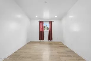 6420 W Van Buren St, Phoenix, AZ 85043 - Photo 14