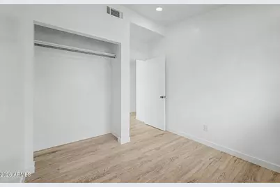 6420 W Van Buren Street #B4, Phoenix, AZ 85043 - Photo 18