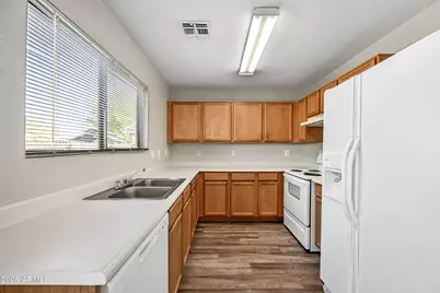 625 S Heritage Drive, Gilbert, AZ 85296 - Photo 6