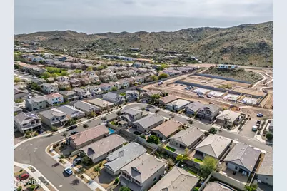 3710 E Branham Lane, Phoenix, AZ 85042 - Photo 40