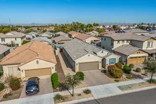 3710 E Branham Ln, Phoenix, AZ 85042 - Photo 4