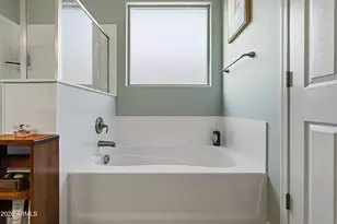 3710 E Branham Ln, Phoenix, AZ 85042 - Photo 18