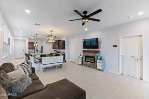 36859 N Sidewinder Dr, San Tan Valley, AZ 85140 - Photo 10