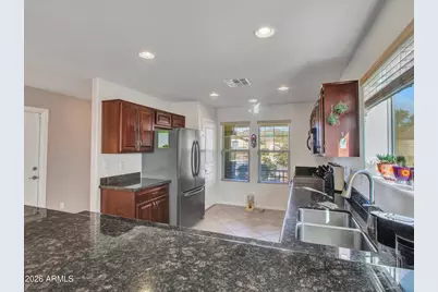 24201 W Desert Bloom Street, Buckeye, AZ 85326 - Photo 8