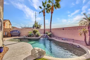 24201 W Desert Bloom St, Buckeye, AZ 85326 - Photo 26