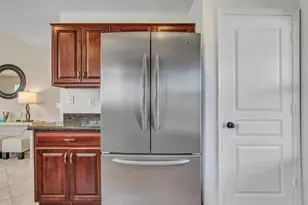 24201 W Desert Bloom St, Buckeye, AZ 85326 - Photo 12