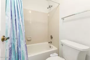 1718 S Longmore --, Mesa, AZ 85202 - Photo 18