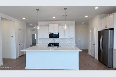 15809 W Gray Fox Trail, Surprise, AZ 85387 - Photo 10