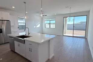 15809 W Gray Fox Trl, Surprise, AZ 85387 - Photo 4