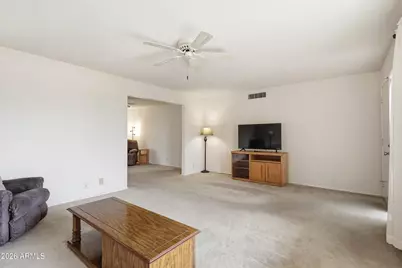 4706 E Capri Avenue, Mesa, AZ 85206 - Photo 6