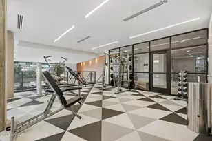 3131 N Central Ave, Phoenix, AZ 85012 - Photo 22