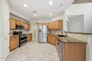 13674 W Holly St, Goodyear, AZ 85395 - Photo 20