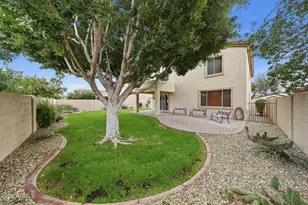 13674 W Holly St, Goodyear, AZ 85395 - Photo 48