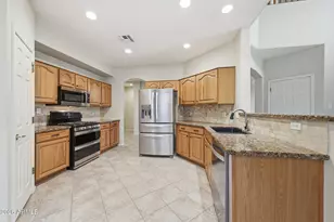 13674 W Holly St, Goodyear, AZ 85395 - Photo 24