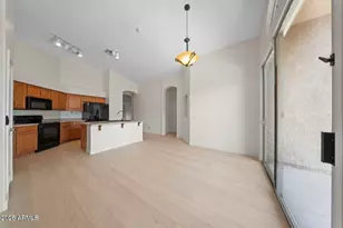 4315 E Redwood Ln, Phoenix, AZ 85048 - Photo 10